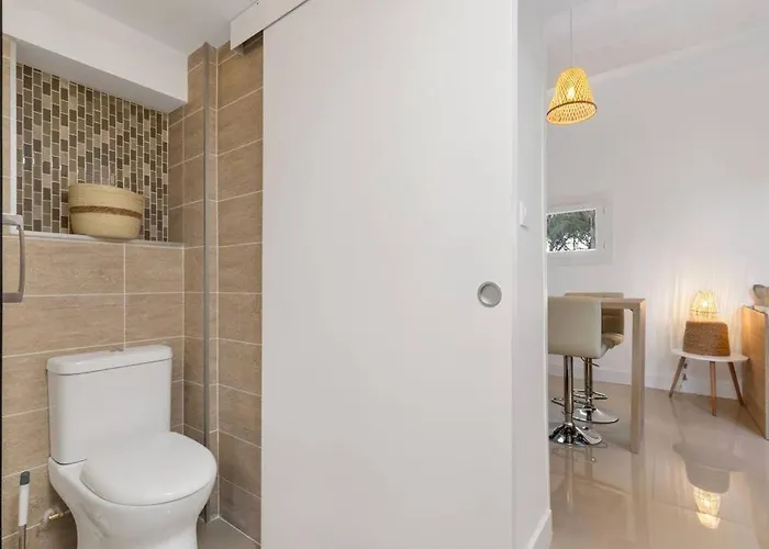 Apartment Pinede Proche Village Naturiste